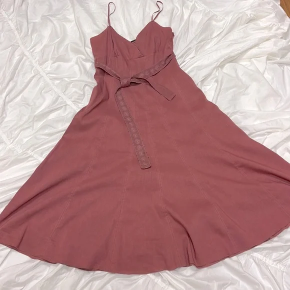 Tahari Lucine Dress White Size 6 NEW NWT Unique $148 Retail